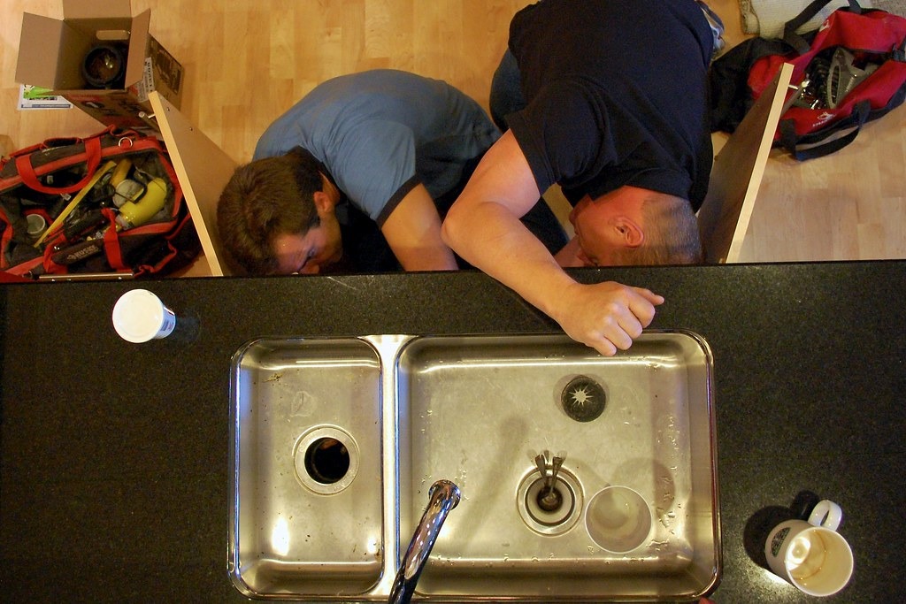 Kitchen Water Filter Checks: Flow Rate, Cartridge Timing, and Taste