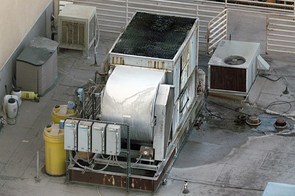 09-dehumidifier-appliance
