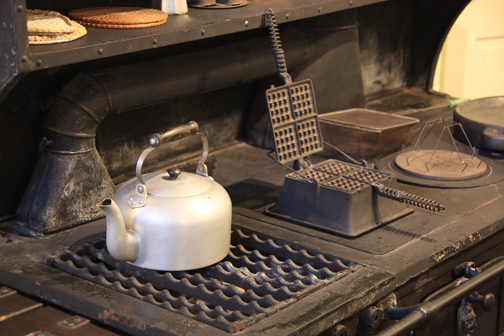 Electric Kettle Descaling: Cleaner Water, Faster Boiling, Longer Appliance Life